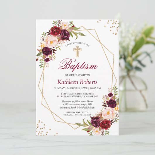 Blush Burgundy Red Floral Baptism Christening Kaart (Staand voorkant)