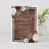 Blush Burgundy Red Floral Rustic Rehearsal Dinner Kaart (Staand voorkant)