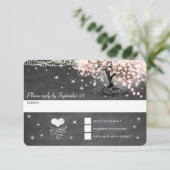 Blush Coral Chalkboard Pink Heart Leaf Tree RSVP Kaartje (Staand voorkant)