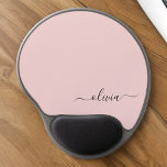 Blush Dusty Pink Girly Script Monogram Naam Modern Gel Muismat<br><div class="desc">Blush Dusty Pink Monogram Voeg je eigen naam Mousepad (Muismat) toe. Dit maakt de perfecte liefhebbende 16 verjaardag,  bruiloft,  vrijgezellenfeest,  verjaardagsdag,  baby shower of vrijgezellenfeest voor iemand die van luxe glam en stijl houdt.</div>