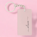 Blush Dusty Pink Modern Script Girly Monogram Naam Sleutelhanger<br><div class="desc">Blush roze - Roze Roze Sleutelhanger voor eenvoudige scriptnaam. Dit maakt de perfecte liefhebbende 16 verjaardag,  bruiloft,  vrijgezellenfeest,  verjaardagsdag,  baby shower of vrijgezellenfeest voor iemand die van luxe glam en stijl houdt.</div>