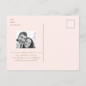 Blush Elegance Wedding Sla de datum op Aankondigingskaart (Achterkant)