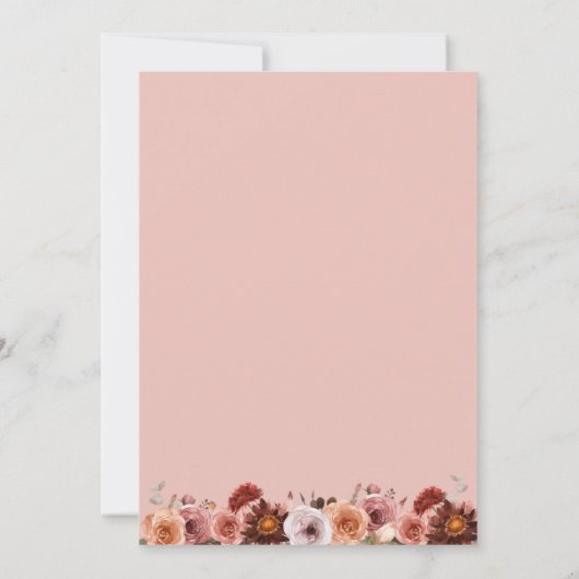 Blush en Bourgondië, Monogram Bloemen Bruiloft Kaart (Achterkant)