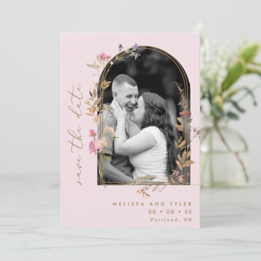Blush en Gold Arch Wildflower Foto Save The Date (Staand voorkant)