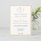 Blush en Gold Border Monogram Huwelijksuitnodiging Kaart (Staand voorkant)