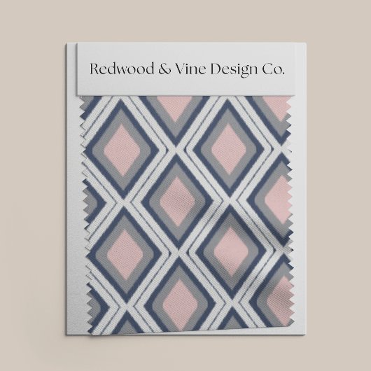 Blush en Navy Diamond Ikat Pattern Stof