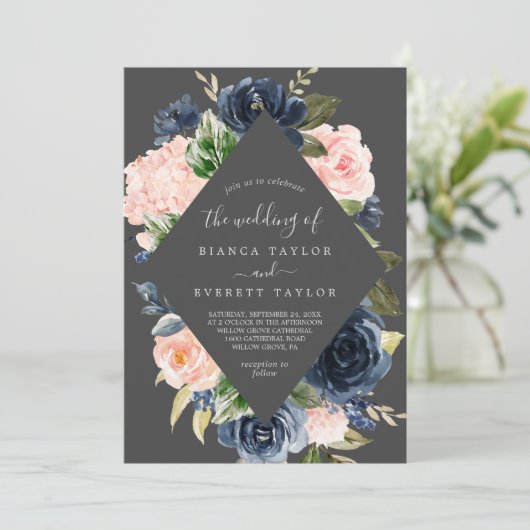 Blush en Navy Flowers | Grijs in één huwelijk Kaart (Staand voorkant)
