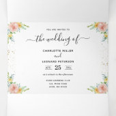 Blush Floral and gold Wedding Drieluik Uitnodiging (Binnenkant midden)