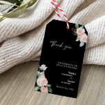 Blush Floral Black Weddenschap Hartelijk dank Labe Cadeaulabel<br><div class="desc">Deze bloedige zwarte bruiloft bedankt je dat het label een schitterende, chic-neutrale achtergrond heeft, zwart of wit, met eenvoudige moderne typografie en elegante kalligrafie om een gesofisticeerde toon aan te geven voor elke soort gebeurtenis. Elk product is voorzien van prachtige blush roze rozen en perzik en ivoor hydrangeas, die voorzien...</div>