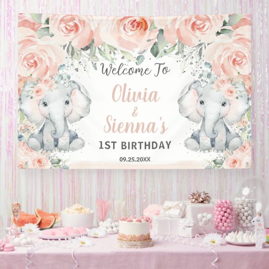 Blush Floral Cute Elephant Twins Birthday Backdrop Spandoek (Feest)