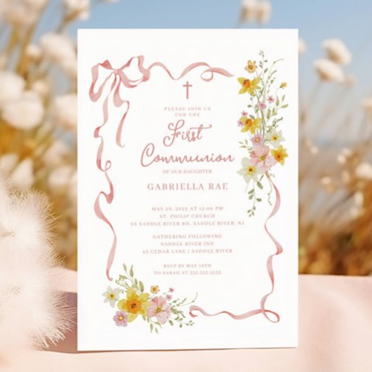 Blush Floral First Communion Invitation Kaart