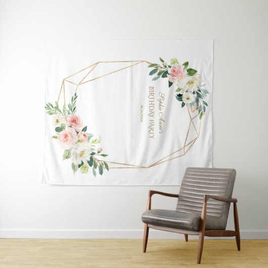 Blush Floral Gold Birthday Party Photo Booth Prop Wandkleed (In Situ (horizontaal))