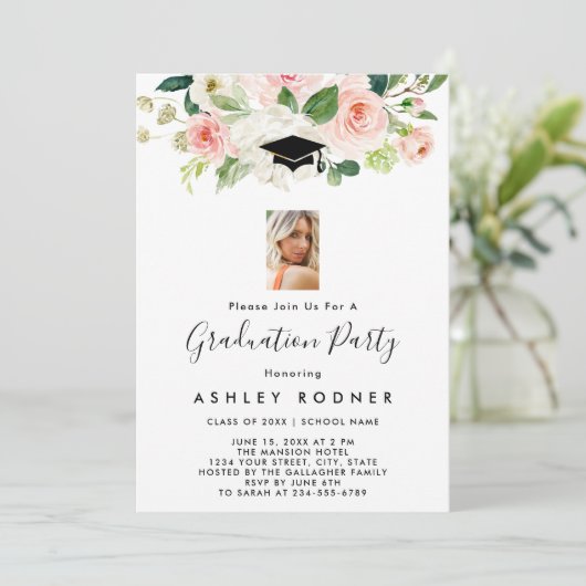 Blush Floral Graduation Invitations Kaart (Staand voorkant)