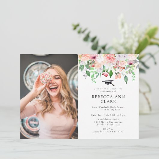 Blush Floral Greenery Custom Foto Afstuderen Kaart (Staand voorkant)