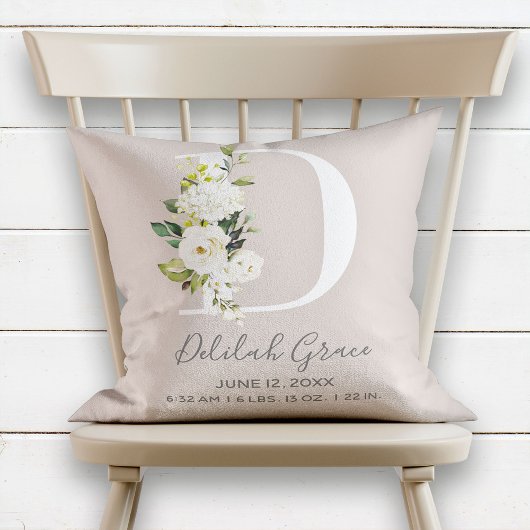 Blush Floral Letter D Monogram Baby Birth Stats Kussen