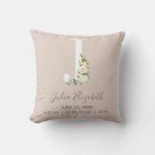Blush Floral Letter J Monogram Baby Birth Stats Kussen (Voorkant)