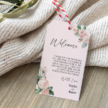 Blush Floral Pink Destination Weddenschap Welkom Cadeaulabel<br><div class="desc">Deze bloeiende roze bestemmingsbruiloft is een welkome cadeaubon label en biedt prachtige, klassieke achtergronden van pastelroze en marineblauw met eenvoudige moderne typografie en elegante kalligrafie om een gesofisticeerde toon aan te geven voor elke soort gebeurtenis. Elk product is voorzien van prachtige blush roze rozen en perzik en ivoor hydrangeas, die...</div>