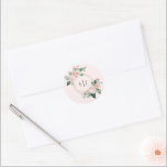 Blush Floral Pink Monogram Wedding Sticker<br><div class="desc">Dit blote roze monogram sticker voor het bruiloft van de blote roze monogram is voorzien van prachtige, klassieke kastanjebruine achtergronden van pastelroze en marineblauw met eenvoudige moderne typografie en elegante kalligrafie om een verfijnde toon aan te geven voor elke soort gebeurtenis. Elk product is voorzien van prachtige blush roze rozen...</div>