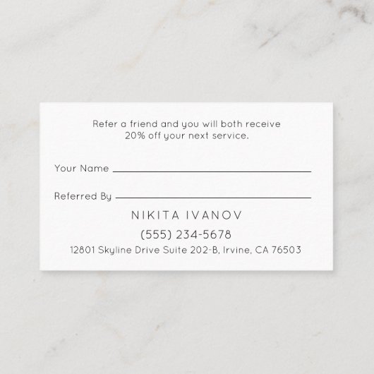 Blush Floral Salon Scissors Logo Verwijs een vrien Visitekaartje (Achterkant)