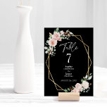 Blush Floral Simple Black Wedtable Number Kaart<br><div class="desc">Dit bloedige, eenvoudige zwarte trouwlijstnummer is voorzien van een prachtige, neutrale achtergrond van zwart of wit met eenvoudige moderne typografie en elegante kalligrafie om een gesofisticeerde toon aan te geven voor elke soort gebeurtenis. Elk product is voorzien van prachtige blush roze rozen en perzik en ivoor hydrangeas, die voorzien zijn...</div>