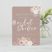 Blush Flowers Boho Bridal Shower Invitation Kaart (Staand voorkant)