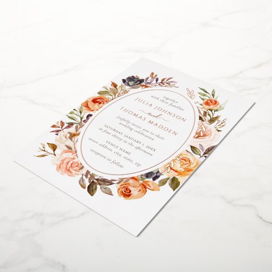 Blush gebrande Sinaasappel Bloemen Foliage Wedding Folie Uitnodiging (Gedraaid)