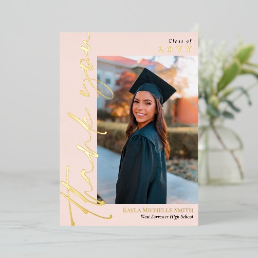 Blush Gold Calligrafie Foto Afstuderen Hartelijk d Folie Uitnodiging (Staand Voorkant)