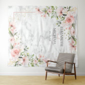 Blush Gold Greenery Dusty Pink Floral Wedding Wandkleed (In Situ (horizontaal))