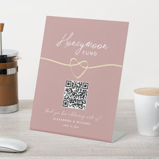 Blush Gold Honeymoon Fund QR Code Reclamebord Met Voetstuk (Insitu)