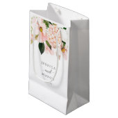 Blush Hydrangea Hotel Wedding Gift Bag Klein Cadeauzakje (Voorkant Gekanteld)
