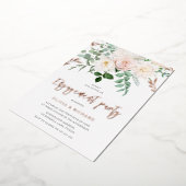 Blush & Ivory Flowers Roos Gold Engagement Party Folie Uitnodiging (Gedraaid)