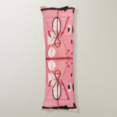 Blush Kilim: Roze Marokkaanse erfgoedkunst Lichaamskussen (Voorkant Verticaal)