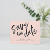 Blush moderne bruiloft kalligrafie Save the Date Aankondigingskaart (Staand voorkant)