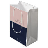 Blush Navy Blue Moderne Verjaardag Medium Cadeauzakje (Voorkant Gekanteld)