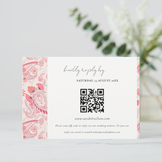 Blush Paisley Typography Weddenschap RSVP QR Code Informatiekaartje (Staand voorkant)