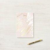 Blush palm verlaat gouden witte monogram post-it® notes (Op bureau)