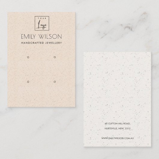 BLUSH PEACH CERAMIC TEXTURE 2 EARRING DISPLAY LOGO VISITEKAARTJE (Voorkant / Achterkant)