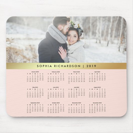 Blush Pink and Faux Gold 2019 Photo Calendar Muismat (Voorkant)