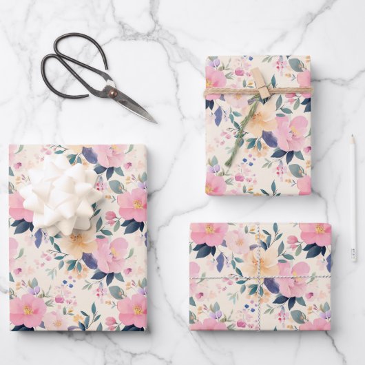 Blush Pink Bloom Elegante Bloemen Waterverf Crème Inpakpapier Vel (Voorkant)