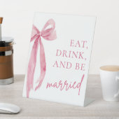 Blush Pink Bow Eet Drink en wees getrouwd teken Reclamebord Met Voetstuk (Insitu)
