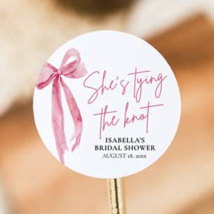 Blush Pink Bow Ze is Tying the Knot Vrijgezellenfe Ronde Sticker