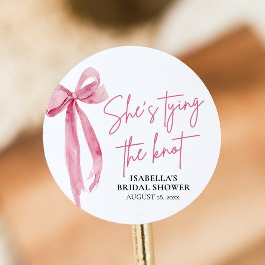 Blush Pink Bow Ze is Tying the Knot Vrijgezellenfe Ronde Sticker