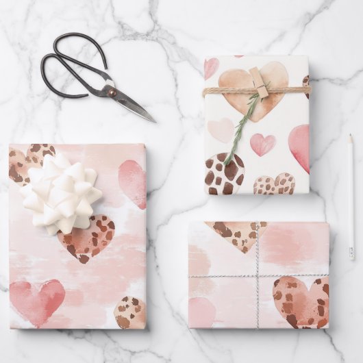 Blush Pink Cream Leopard Hearts Birthday Inpakpapier Vel (Voorkant)