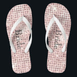 Blush Pink Diamond studeerde Glam Wedding Brides Teenslippers<br><div class="desc">Pas deze wazige roze diamant-gestudeerde glazen en trendy bridale teenslippers aan. We hebben ze ook beschikbaar als eermeisje en bruidsmeisje.</div>