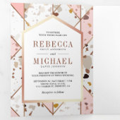 Blush Pink Earthy Geometric Terrazzo Wedding Drieluik Uitnodiging (Binnenzijde eerst)