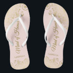 Blush Pink Elegant Gold Lace Maid of Honor Wedding Teenslippers<br><div class="desc">Deze mooie bruiloft teenslippers zijn een geweldige manier om je meid van eer te bedanken en te herkennen en tegelijkertijd haar voeten te redden. Biedt een elegant ontwerp met gouden palen op een bleke, wazige roze achtergrond en fancy goudkleurig script. De test leest Maid of Honor met haar naam hieronder....</div>