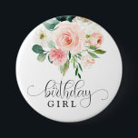 Blush Pink Floral Birthday Girl Ronde Button 7,6 Cm<br><div class="desc">Eet het meisje van de verjaardag met een feministische florale knop met een mooie waterverf van wazige roze en witte rozen.  kalligrafische tekst beschrijft " verjaardag " met " meisje " eronder in een scherp serif type gezicht .</div>