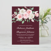 Blush Pink Floral Burgundy QR Code Weddenschap Kaart (Staand voorkant)