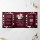 Blush Pink Floral Eucalyptus Burgundy Wedding Drieluik Uitnodiging (Binnen)