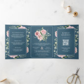 Blush Pink Floral Eucalyptus Dusty Blue Wedding Drieluik Uitnodiging (Binnen)